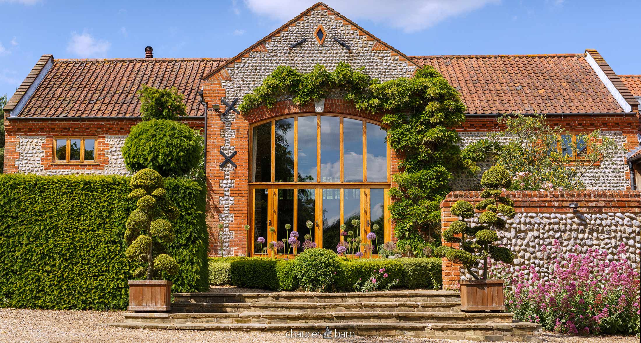 Chaucer Barn Award Winning Norfolk Wedding Venue