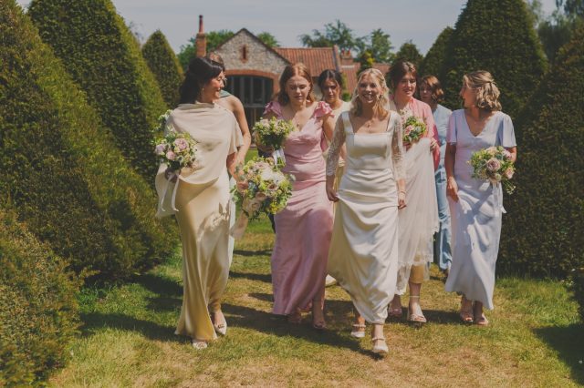 There’s something truly magical about making your entrance along Chaucer Barn’s iconic Avenue of Oaks.
As the bride and her bridesmaids make their way towards the ceremony, the excitement builds with every step. When the sun is shining and the avenue is in full bloom, it creates the most breathtaking backdrop—not only for your arrival but for timeless wedding photographs you’ll treasure forever.
A beautiful beginning to an unforgettable day. 💍🤍
#ChaucerBarn #norfolkweddingvenue #outdoorweddingvenue #NorfolkWeddingVenue #weddingaisle