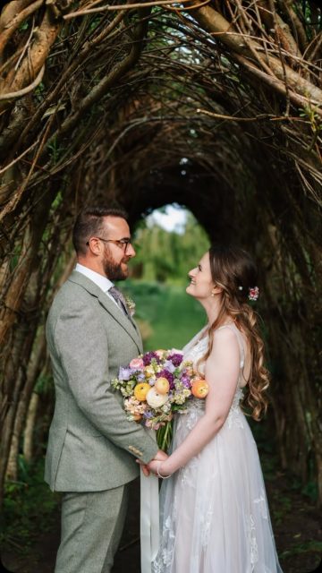 Timeless scenery. Natural beauty. Unforgettable moments. Some of the most beautiful wedding photos happen in the quiet moments.
At Chaucer Barn, every corner of the estate offers a stunning natural backdrop. From our woodland paths and wildflower meadows to the beautifully landscaped gardens and open countryside. Whether it’s a gentle stroll hand in hand or a stolen moment together after saying “I do”, there’s no shortage of breathtaking settings to capture memories that will last a lifetime.
#ChaucerBarn #NorfolkWeddingVenue #norfolkbridetobe #CountrysideWedding #barnweddingvenue Photography: @jasonmawephotography