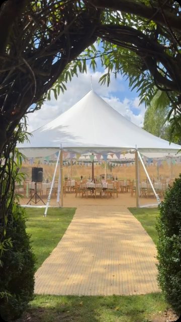 The team @whitewillowtentcompany did a Stirling job of erecting this stunning marquee on the lower lawn. #chaucerbarn #weddingmarquee #norfolkwedding #norfolkvenue #chaucerbarnwedding